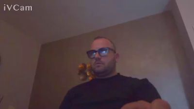 theking989 — Cam4 stream photo (May 2026)