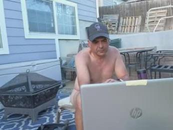 derrick_and_brittany — Chaturbate stream photo (Apr 2026)