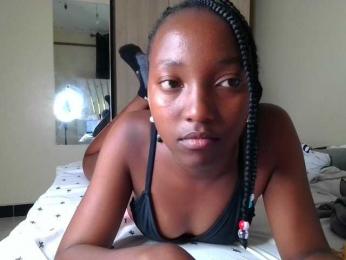 Brownchickebony — Bongacams stream photo (Feb 2026)