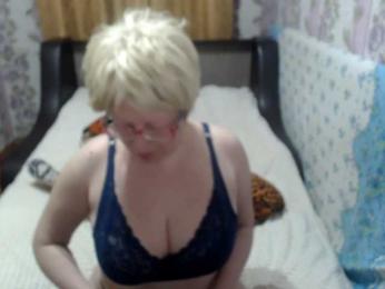 CrazzyBitch — Bongacams stream photo (Mar 2026)