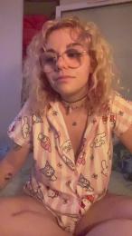 Emy_2002 — Cam4 stream photo (Aug 2026)