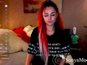 Sonya-Love — modelo de webcam en línea en bongacams