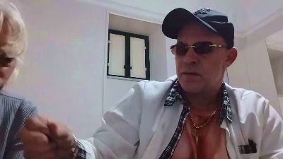 capamapom — Cam4 stream photo (Dec 2025)