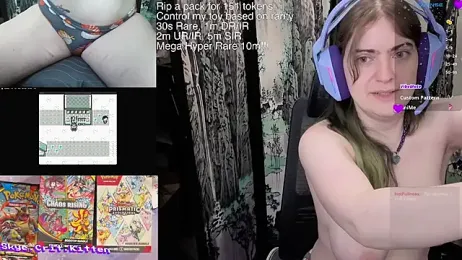 CritKitten — Stripchat stream photo (May 2026)