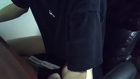taichi_11 — modelo de webcam en línea en stripchat