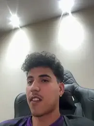 henrids — modelo de webcam en línea en stripchat