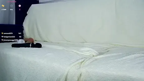 Laurainlove — Stripchat stream photo (Jul 2026)