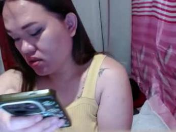 callme_mama — modelo de webcam en línea en chaturbate