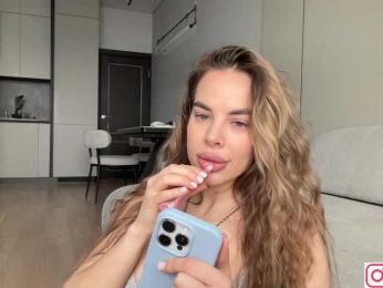 diffgirls1-1 — modelo de webcam en línea en bongacams