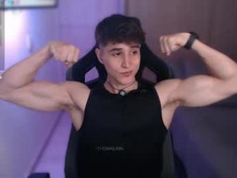 thomklein — modelo de webcam en línea en chaturbate