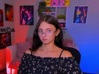 rosaliemoonn — Chaturbate stream photo (Sep 2026)