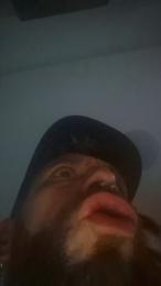 Revoltoso83 — Cam4 stream photo (May 2026)