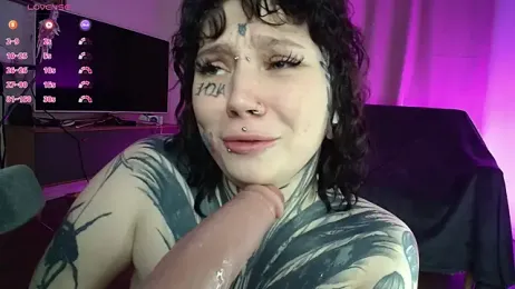 tradishka — Stripchat stream photo (Apr 2026)