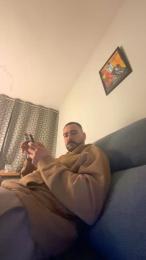 Pisciatoreserio — Cam4 stream photo (Mar 2026)