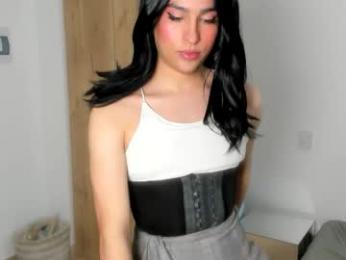 naomimoore — Chaturbate stream photo (Apr 2026)