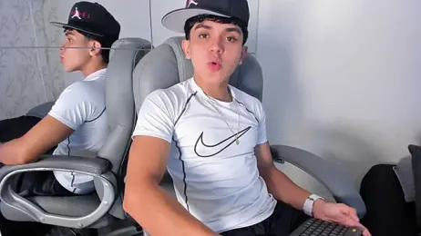 _TaylorBlack — modelo de webcam en línea en stripchat