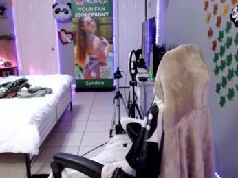 syndica — Chaturbate stream photo (Feb 2026)