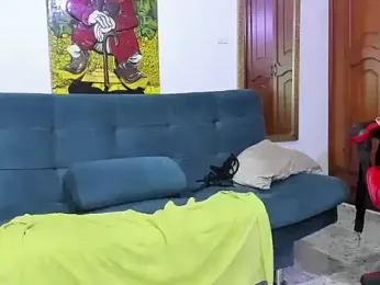 charly_mia — Stripchat stream photo (Apr 2026)