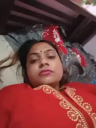 Aanushaka — modelo de webcam en línea en stripchat