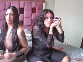 melany_isabella — Chaturbate stream photo (Mar 2026)