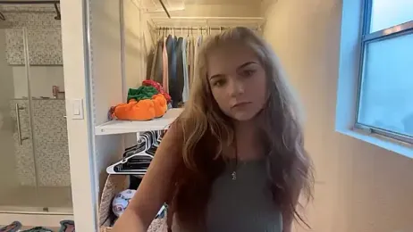 kykybaby4444 — modelo de webcam en línea en stripchat