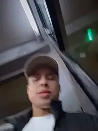 Eros_lee — modelo de webcam en línea en stripchat