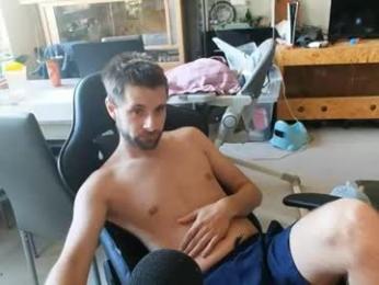 julia_official — modelo de webcam en línea en chaturbate