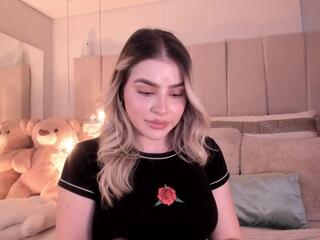 Mia Klein — Flirt4free stream photo (May 2026)