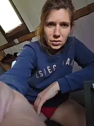 Lina_lou4 — Stripchat stream photo (May 2026)