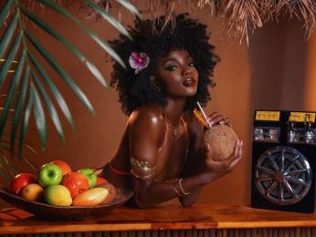 YaraDavis — livejasmin