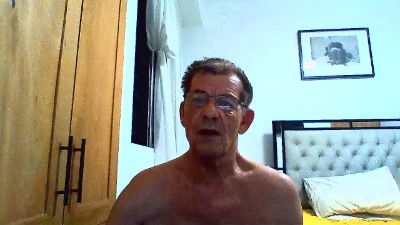 AMORE2704 — modelo de webcam en línea en cam4