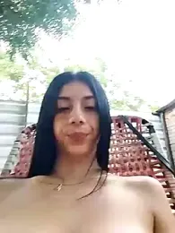 2_Doncellas — Stripchat stream photo (Apr 2024)