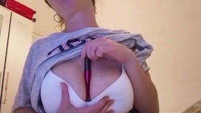 Larafoxok — modelo de webcam en línea en cam4