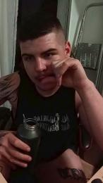 Youngkinkibear — Cam4 stream photo (May 2026)