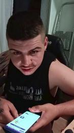 Youngkinkibear — Cam4 stream photo (May 2026)