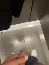 liam_bronw — Stripchat stream photo (Mar 2026)