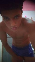 Vini18cm_novin — Cam4 stream photo (Mar 2026)