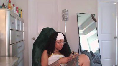 Butterflybootyy — Cam4 stream photo (Apr 2026)