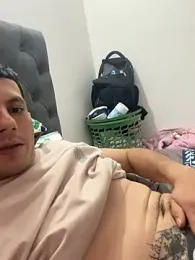 Yeison_8012 — stripchat