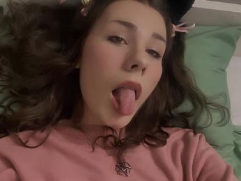 CoralineKat — modelo de webcam en línea en livejasmin
