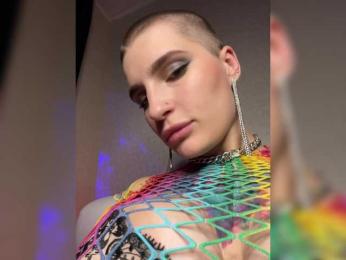 STARGAZZZM — modelo de webcam en línea en bongacams