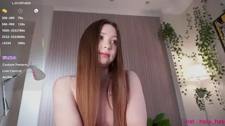 holyhee — Stripchat stream photo (May 2026)