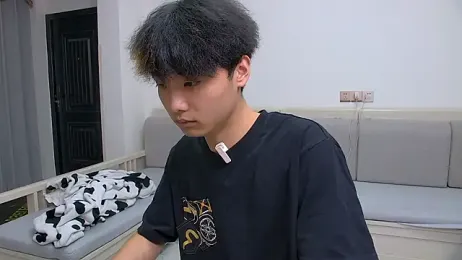 icecream-002 — modelo de webcam en línea en stripchat