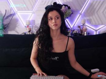 Taanni — modelo de webcam en línea en bongacams