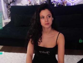 Taanni — modelo de webcam en línea en bongacams