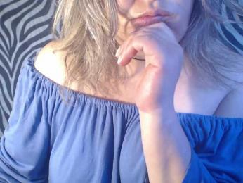 1BECHA1 — modelo de webcam en línea en bongacams