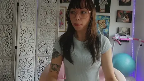 makiyahbelle — modelo de webcam en línea en stripchat