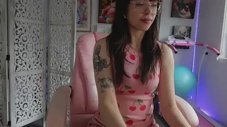 makiyahbelle — modelo de webcam en línea en stripchat