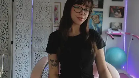 makiyahbelle — modelo de webcam en línea en stripchat