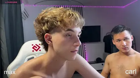 Hunks_bromance — modelo de webcam en línea en stripchat